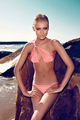 victoria one shoulder